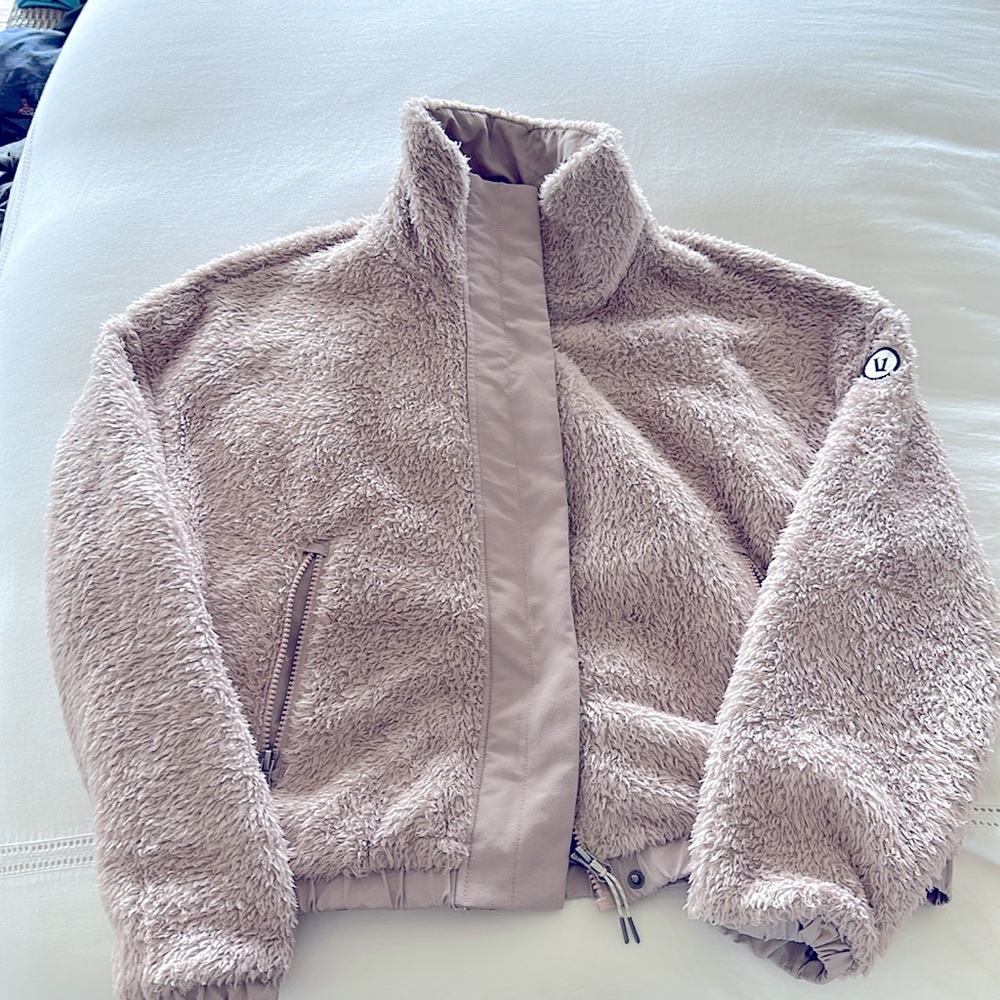 Vuori fleece jacket